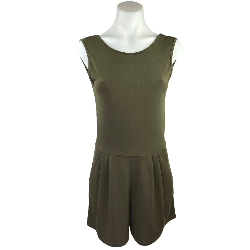 Melville Green Sleeveless Pleated Open Back Stretch Romper Shorts Jumpsuit Sz S